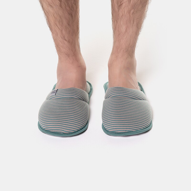 Pantufa fechada adulto 