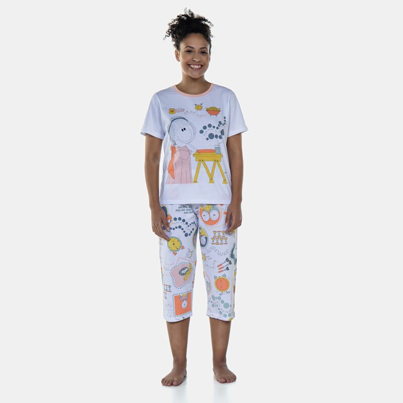 Pijama Manga Curta e Corsário