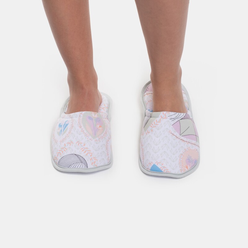 Pantufa Fechada Adulto