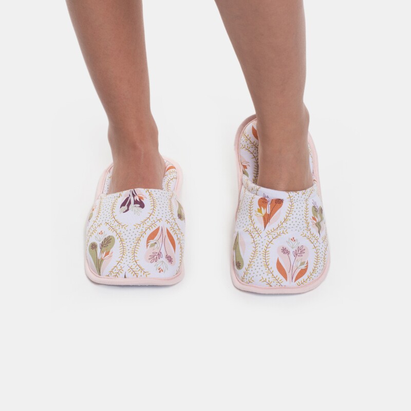 Pantufa Fechada Adulto