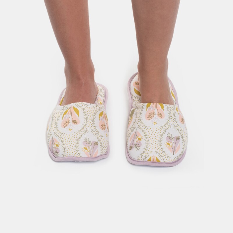 Pantufa Fechada Adulto