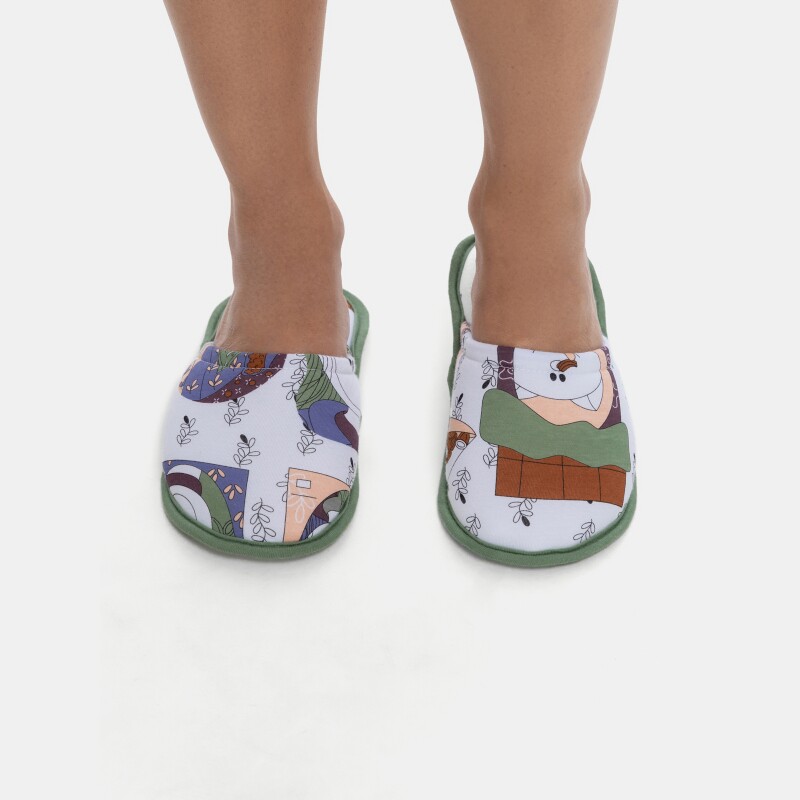 Pantufa Fechada Feminina Adulto Estampa Nina e Pat