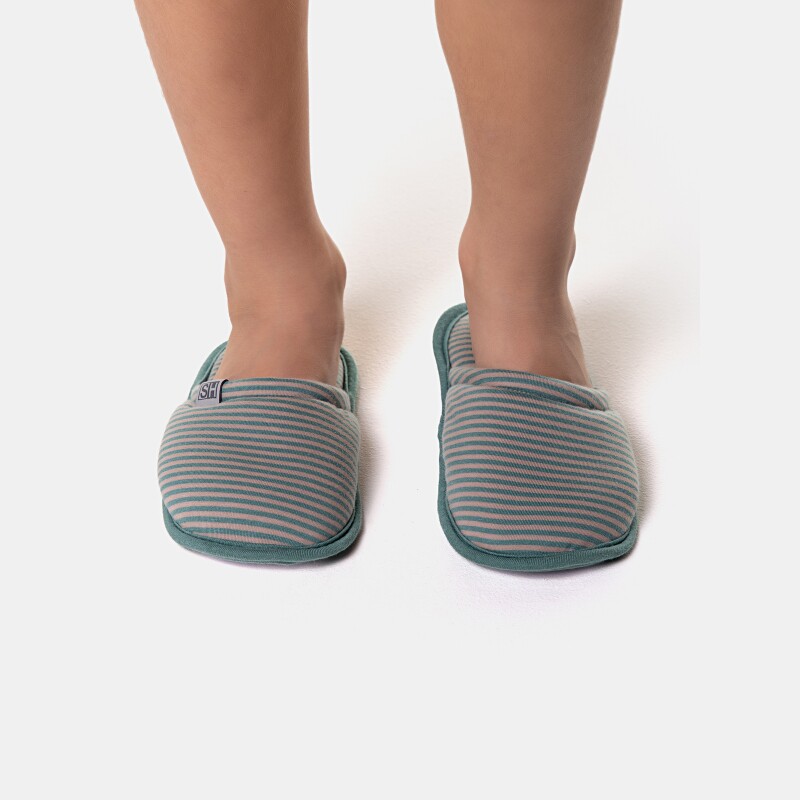 Pantufa fechada infantil - 5 a 12 anos 