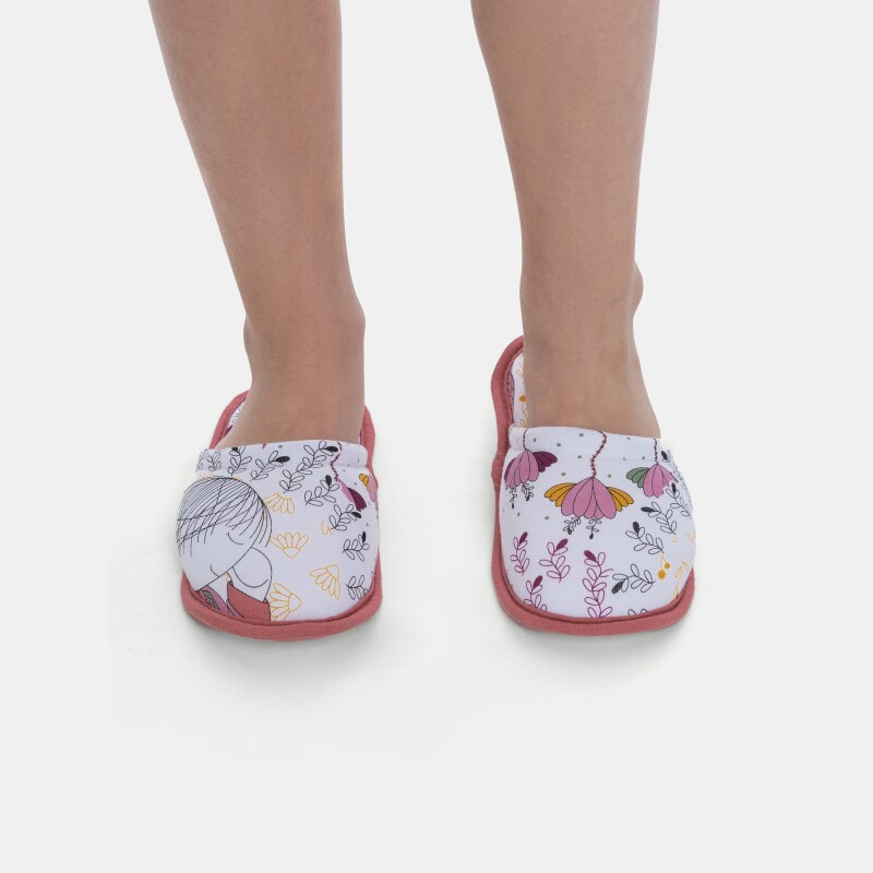 Pantufa Fechada Infantil Feminina Estampada