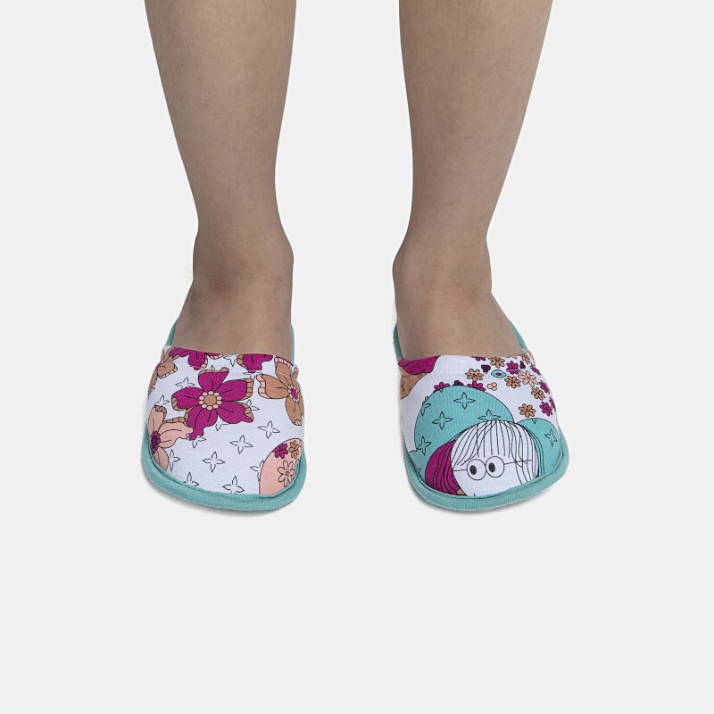 Pantufa Feminina Kids Fechada Com Estampa Corrida