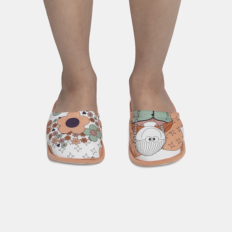 Pantufa Feminina Kids Fechada Com Estampa Corrida