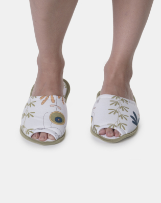 Pantufa com abertura adulto