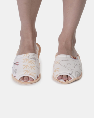 Pantufa com abertura adulto