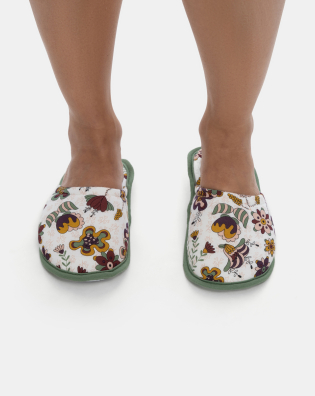 Pantufa Feminina Fechada Adulto Floral Verde