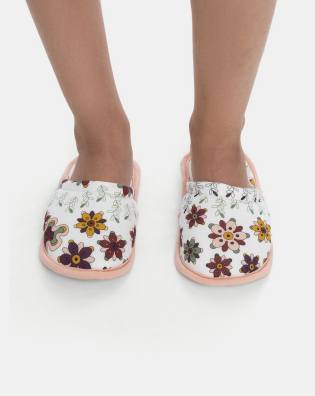 Pantufa Fechada Feminina Infantil Estampa Floral