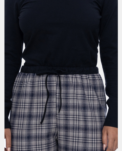Pijama Feminino Manga Longa e Calça Xadrez Preta