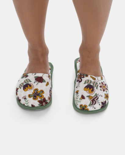 Pantufa Feminina Fechada Adulto Floral Verde