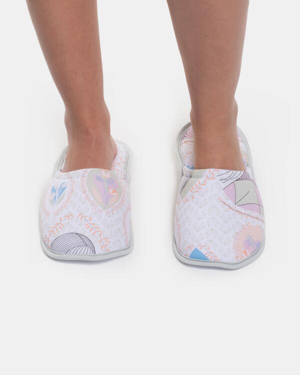 Pantufa Fechada Adulto