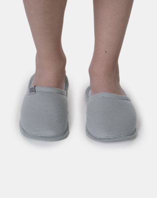 Pantufa fechada infantil - 5 a 12 anos 