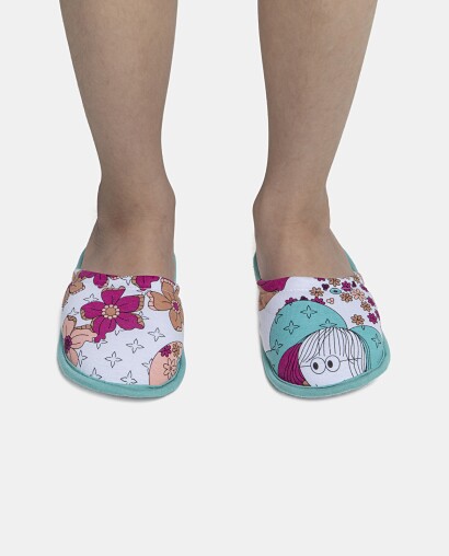 Pantufa Feminina Kids Fechada Com Estampa Corrida