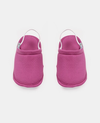 Pantufa Infantil Feminina Fechada 1 a 4 anos Fucsia