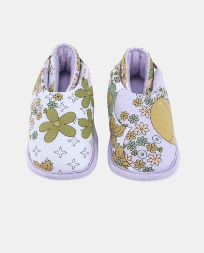 Pantufa Feminina Baby Fechada Com Elástico e Estampa Corrida 