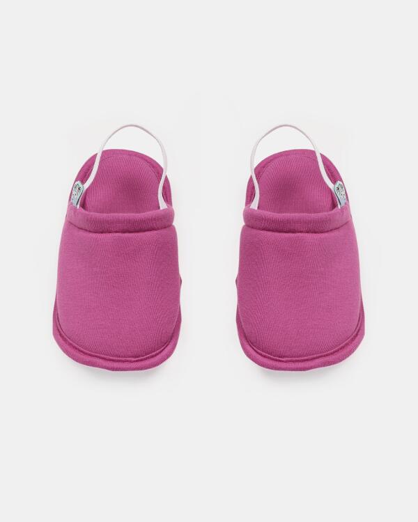 Pantufa Infantil Feminina Fechada 1 a 4 anos Fucsia