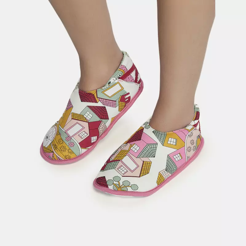 Pantufa Feminina Adulto Fechada Com Elástico