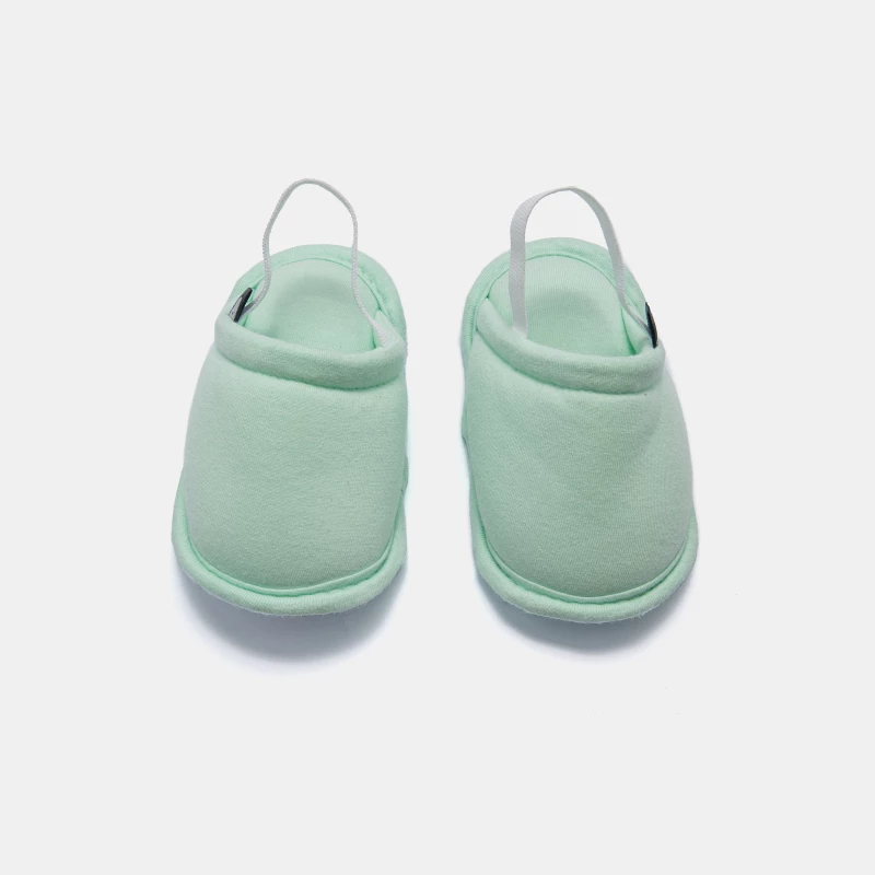 Pantufa fechada infantil - 1 a 4 anos   