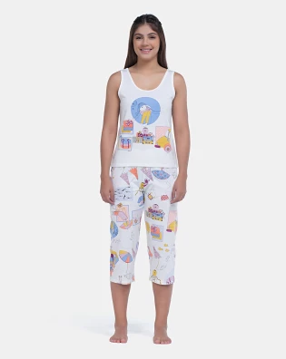 Pijama Feminino Regata Média e Calça Corsário Estampa Pat