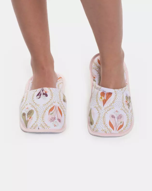 Pantufa Fechada Adulto