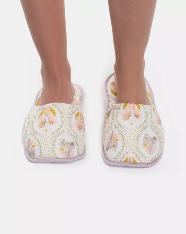Pantufa Fechada Adulto