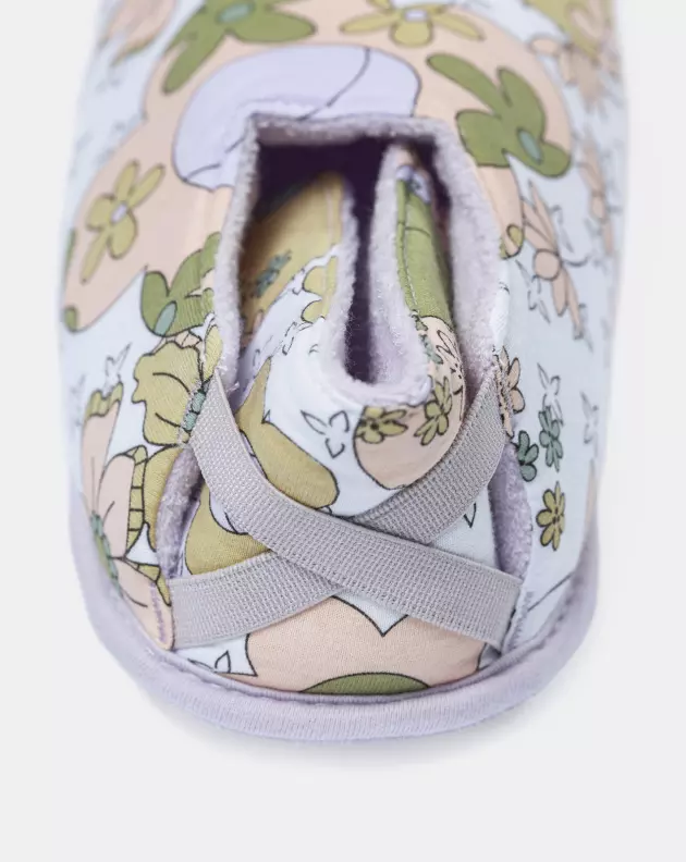 Pantufa Feminina Kids Fechada Com Elástico e Estampa Corrida 