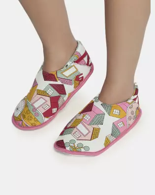 Pantufa Feminina Adulto Fechada Com Elástico