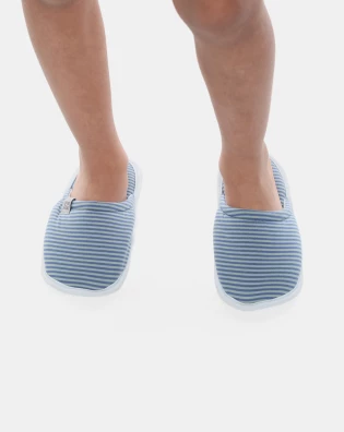 Pantufa Fechada Infantil Masculina de 5 a 12 anos Listras