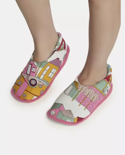 Pantufa Feminina Kids Fechada Com Elástico
