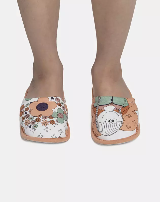 Pantufa Feminina Kids Fechada Com Estampa Corrida